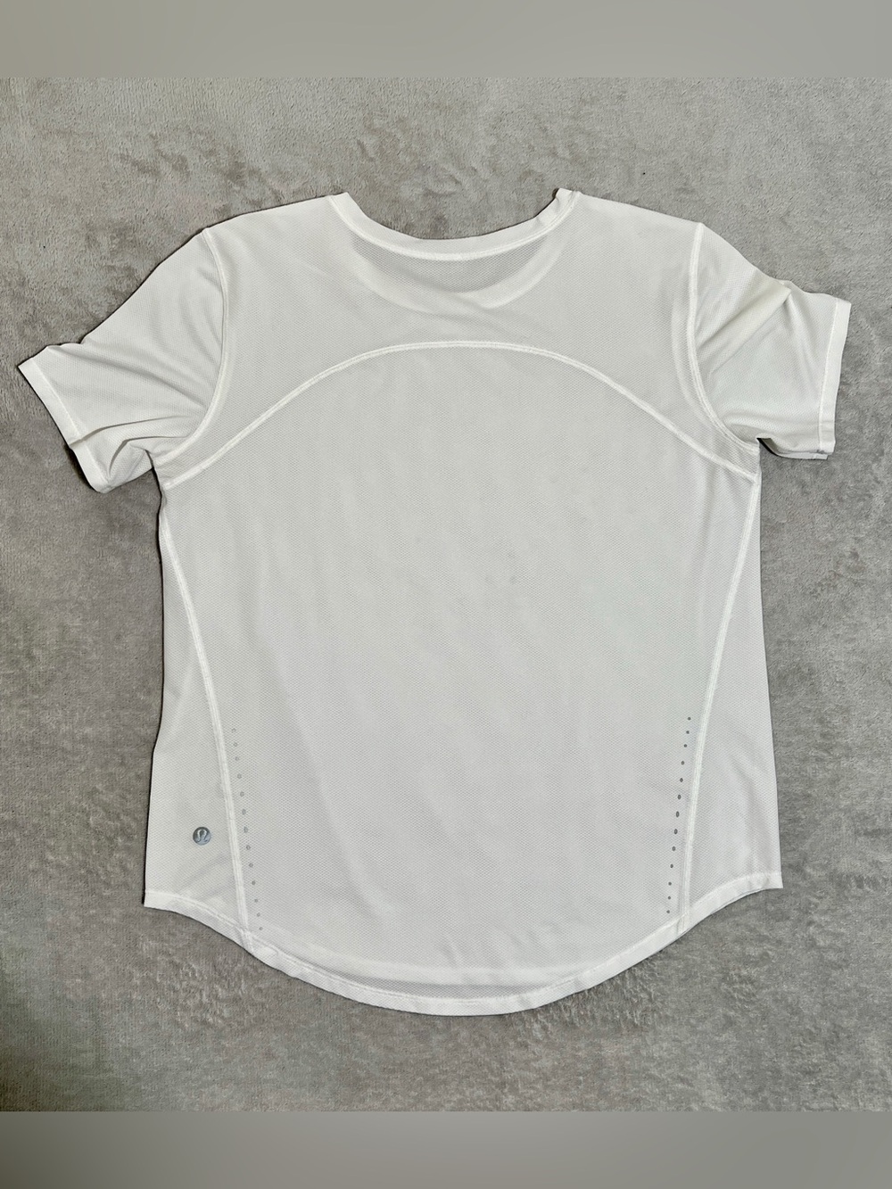 Lululemon High-Neck Running and Training short sleeve T-Shirt size S-M - Picture 2 of 6